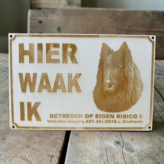 Hier Waak Ik - gegraveerd