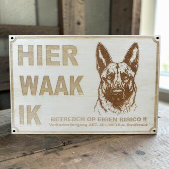 Hier Waak Ik - gegraveerd