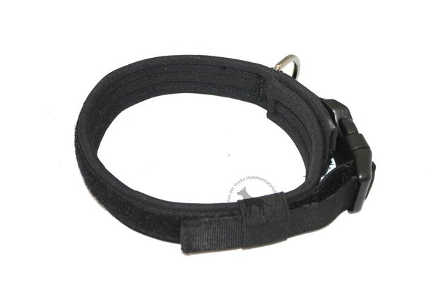 Nylon collar